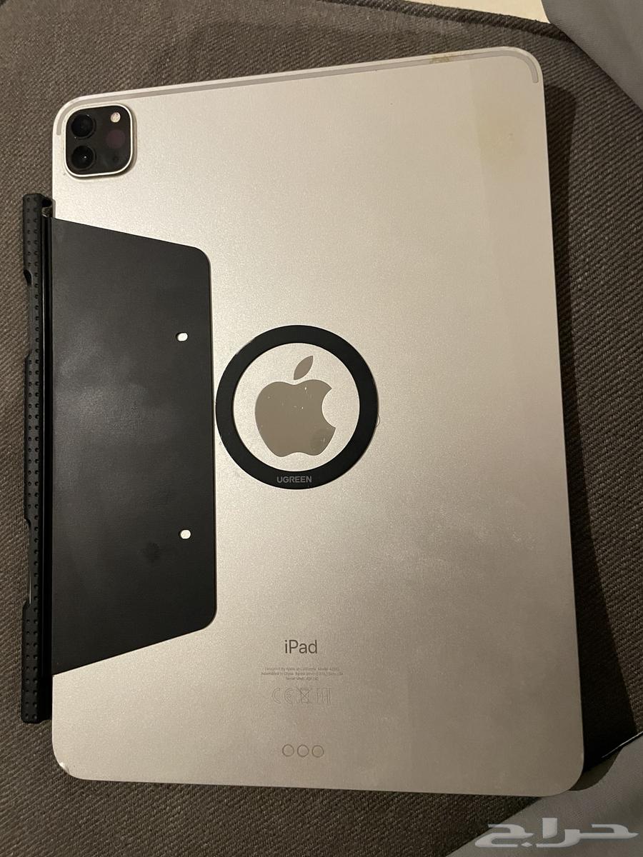 ايباد برو 11 بوصه الجيل الثالث 256 قيقا مع كيبورد و قلم64463531448962112