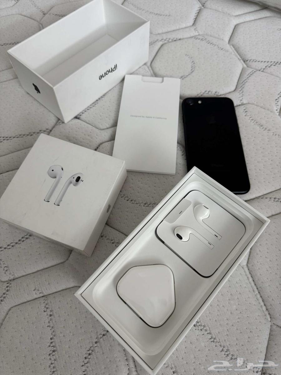 ايفون 7 جديد ب الكرتون جديد مع سماعه ايربودز جديده64461357512961113