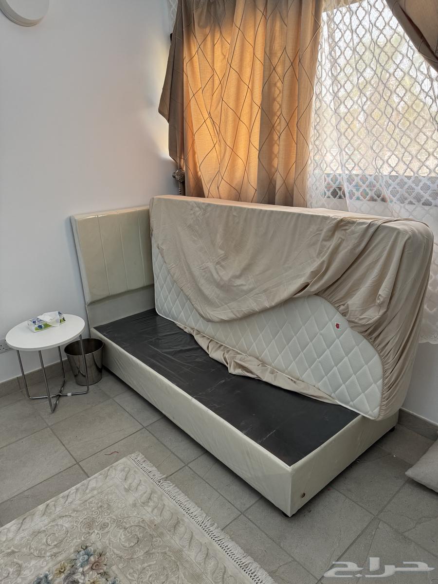 دولاب هوم سنتر وسرير ومرتبة للبيع64459729221635111