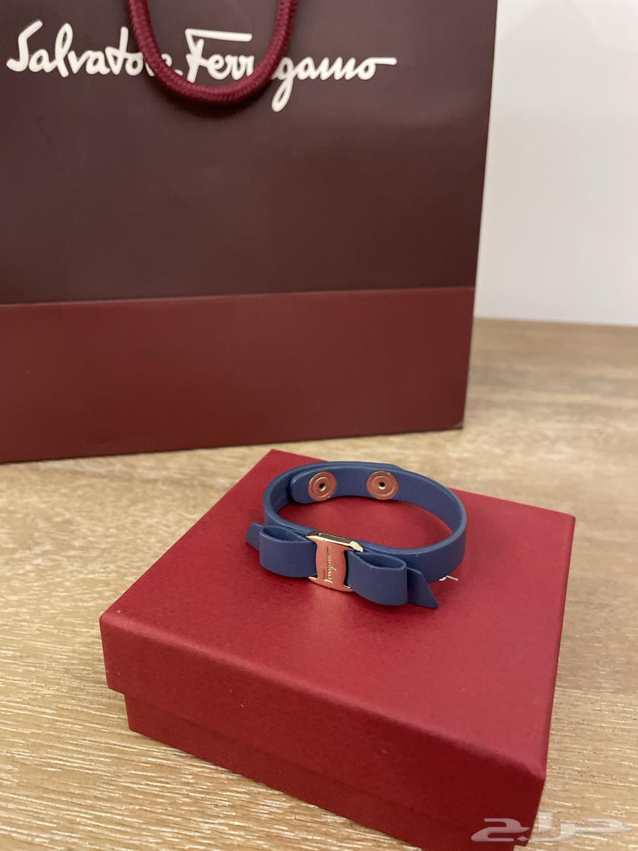 اسوارة نسائية سلفادور فرغامو جديدة64459229366914112