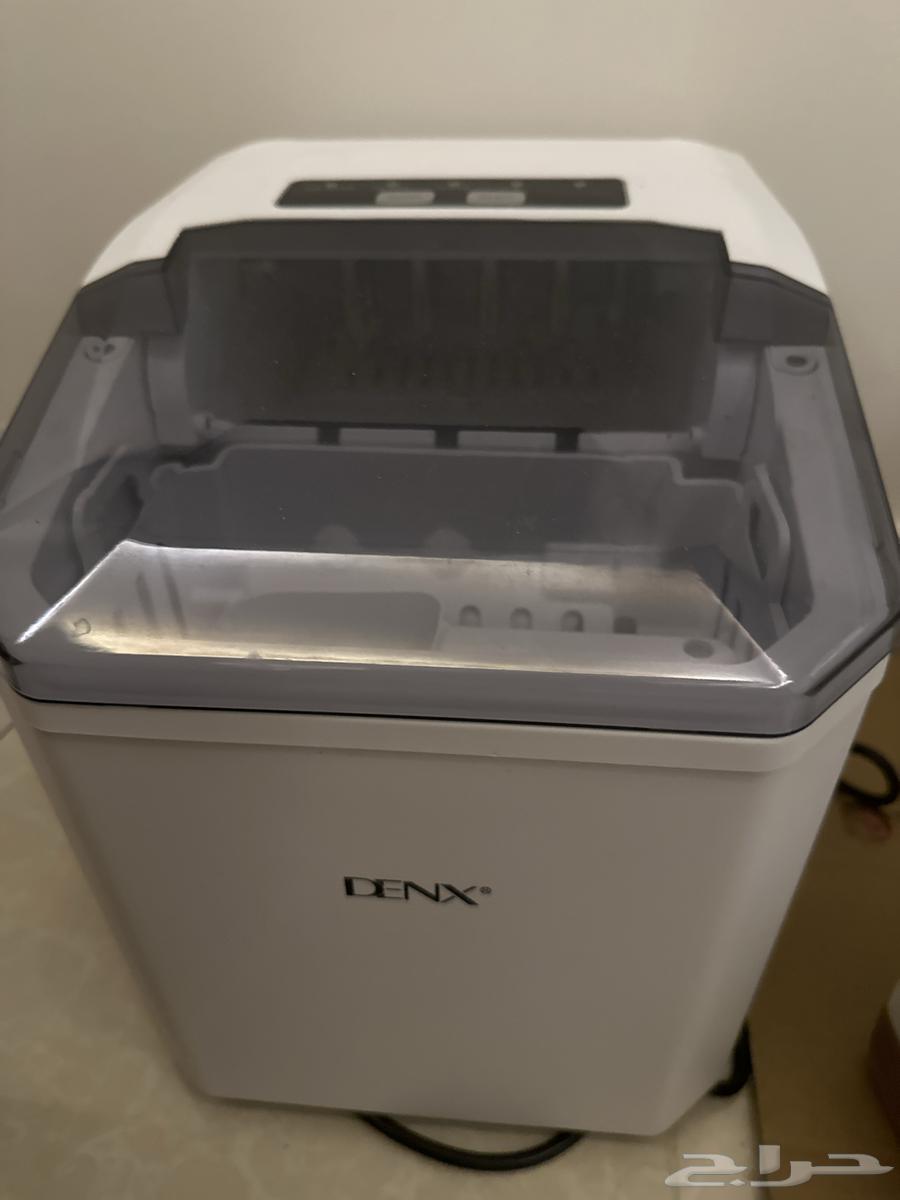 New ice maker with little use64459484362753110