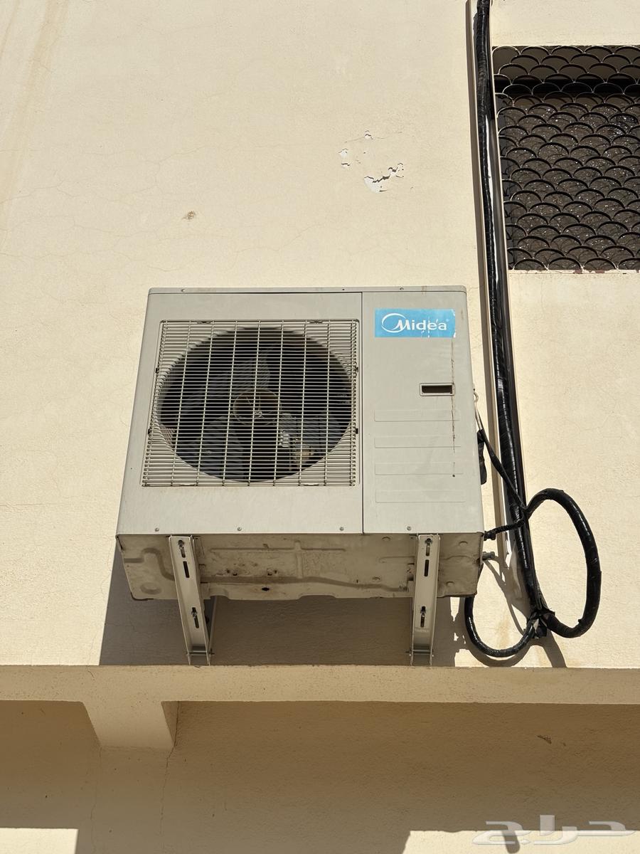 Split air conditioner64458120228609111
