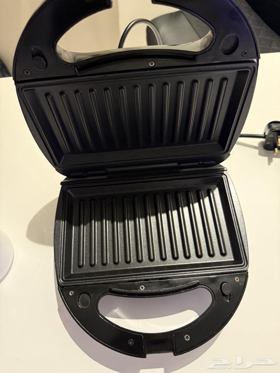 اجهزة كهربائية البيع للكل 250 ريال64457925904514114