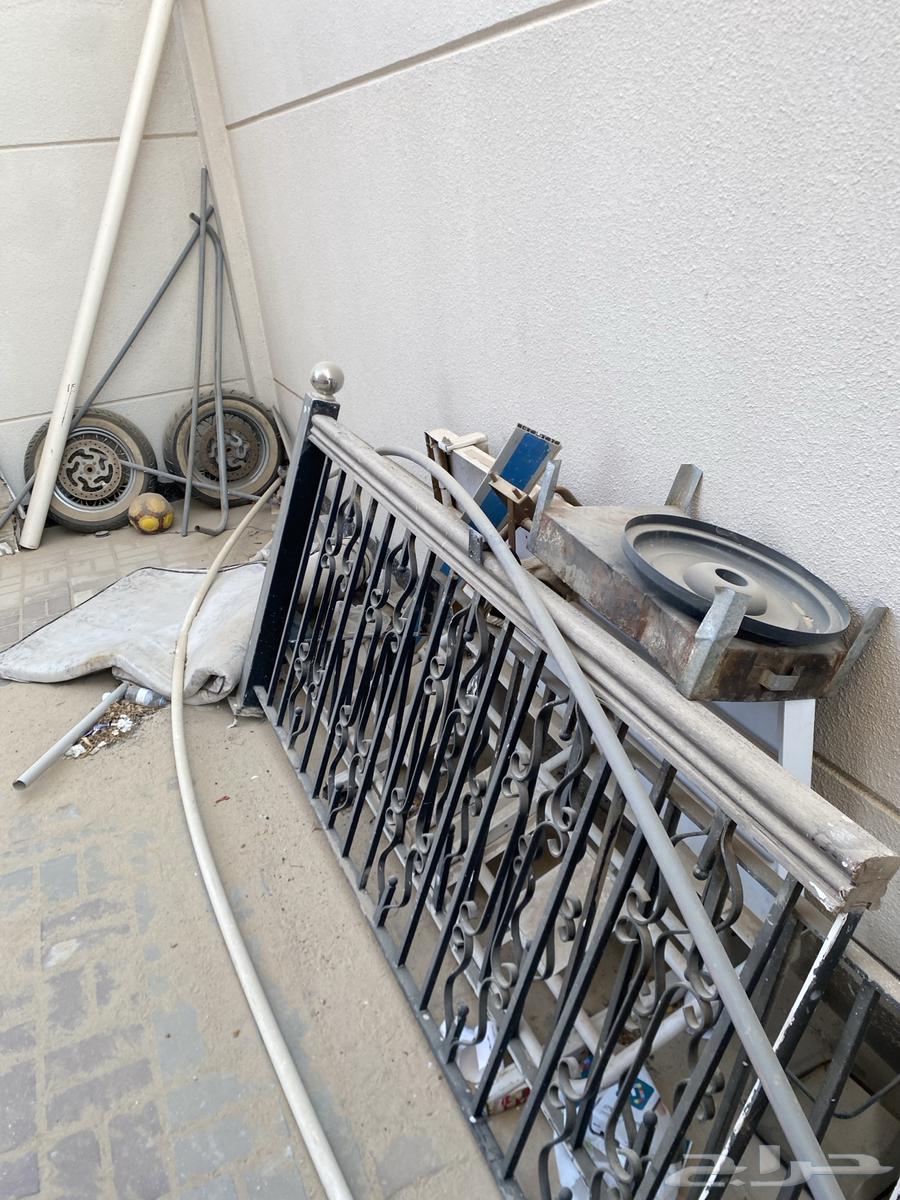 درابزين درج لم يستخدم أبدا يحتاج غسيل فقط64461268538883111