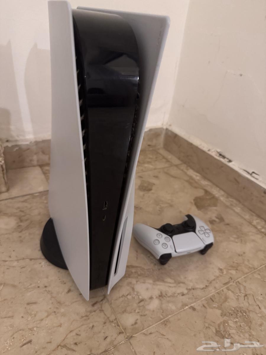 PlayStation 5 with controller, 9 special games, and 1TB external hard drive64457213028739110