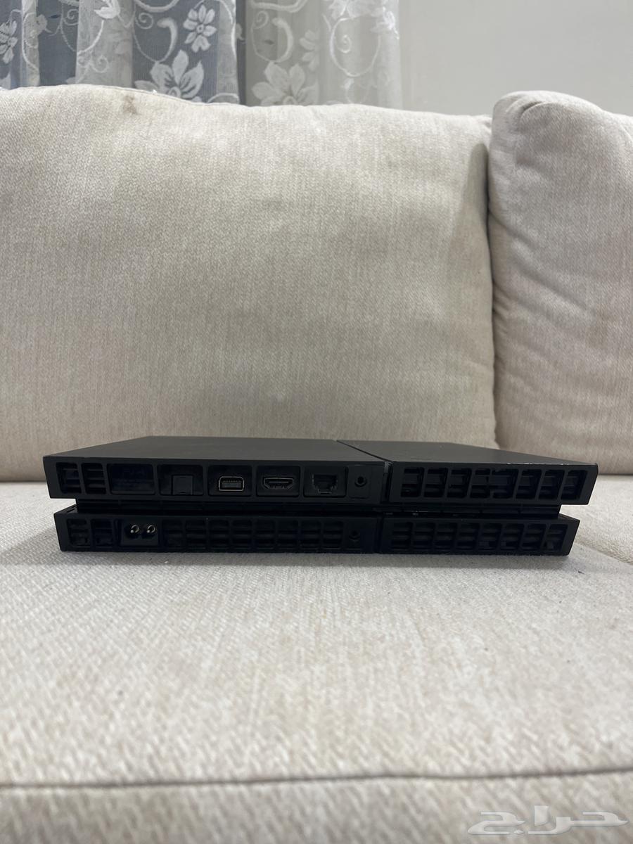 سوني فور جديد لاكن لا يوجد يد64461787324034111