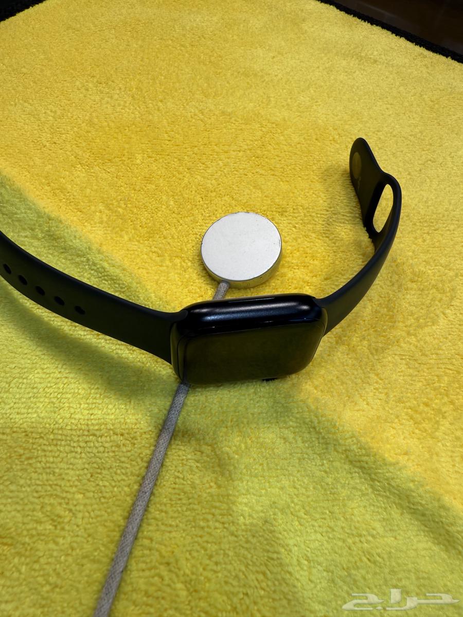 ساعة ابل سريس 8 مقاس 41 بطارية 100  مع كرتونها واغراضها64461815363074112