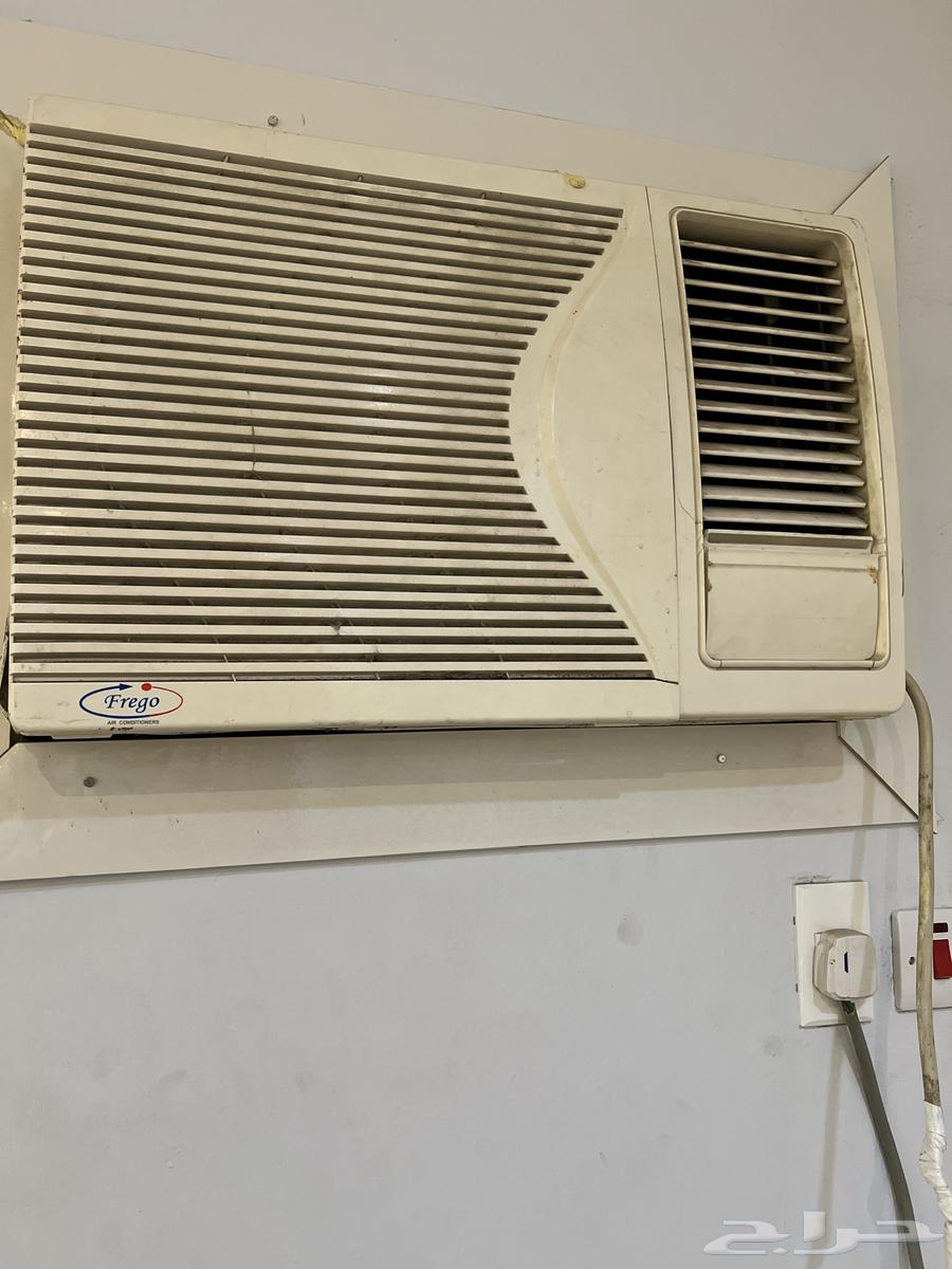 مجلس رجال مع طاولة خدمة . 3 مكيفات للبيع64458199633921111