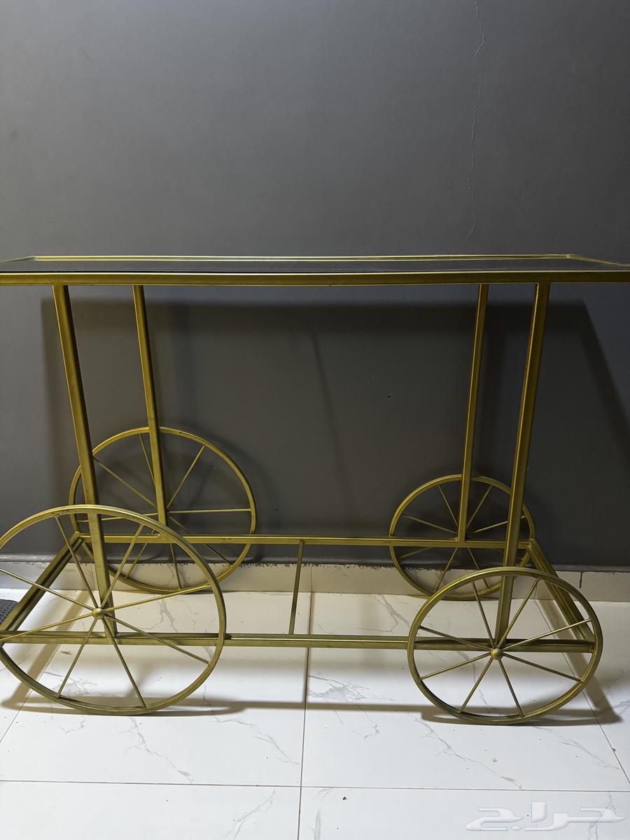 طاوله قزاز مع ذهبي64462855425666110