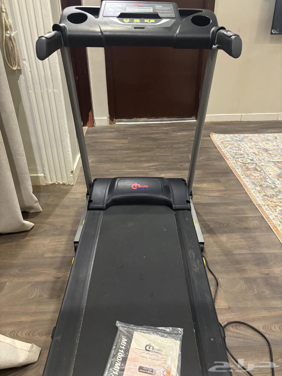New, clean, and unused walking exercise machine64462444244097110