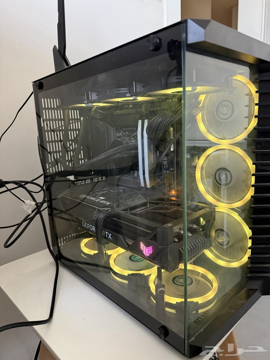 للبيع pc 4090 بي سي64459790965378110