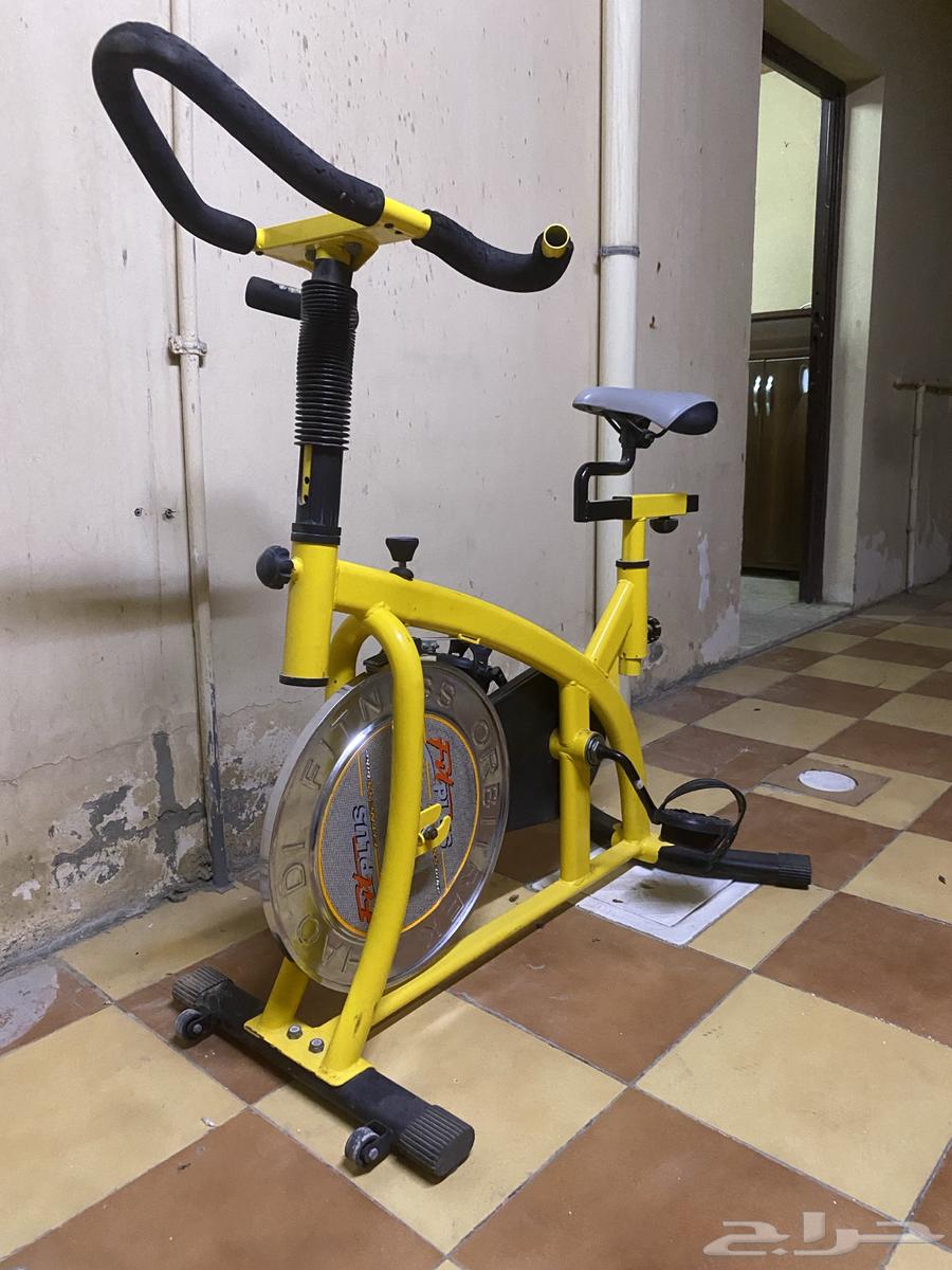 Yellow exercise bike with exercise speed strength gauge64462678926849110