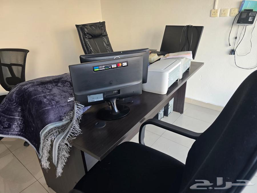 للبيع اثاث مكتبي في الدمام64462362679681111