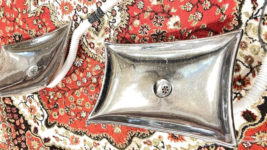 مغسلة يدين للبيع استخدم نضيف زي واضح فصورها.64464210422275114