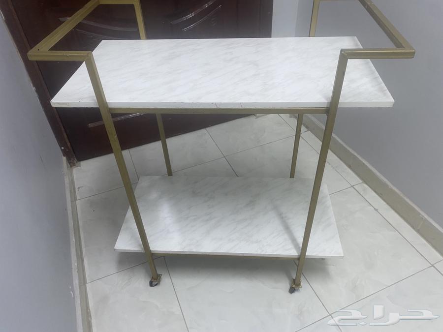 A new delivery car with nothing in it64463264698370111