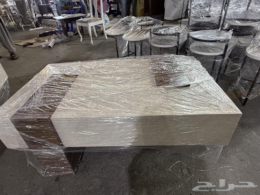 Table sets64464493084802112