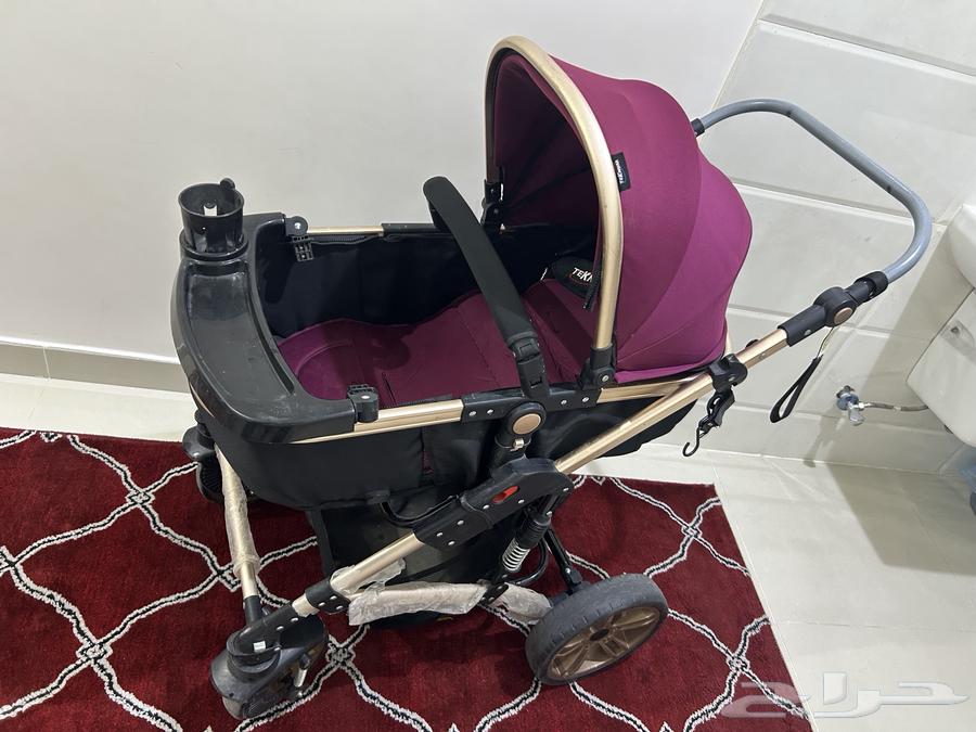 عربة اطفال للبيع بحاله جيده64460010648066111