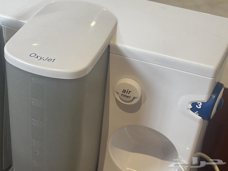 فرشة أسنان كهربائية وبخاخ ماء براون64461843052419111