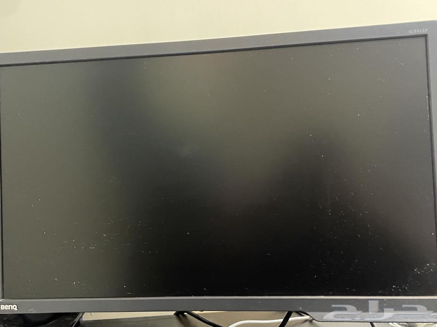 Two Benq PC monitors64460926241025111