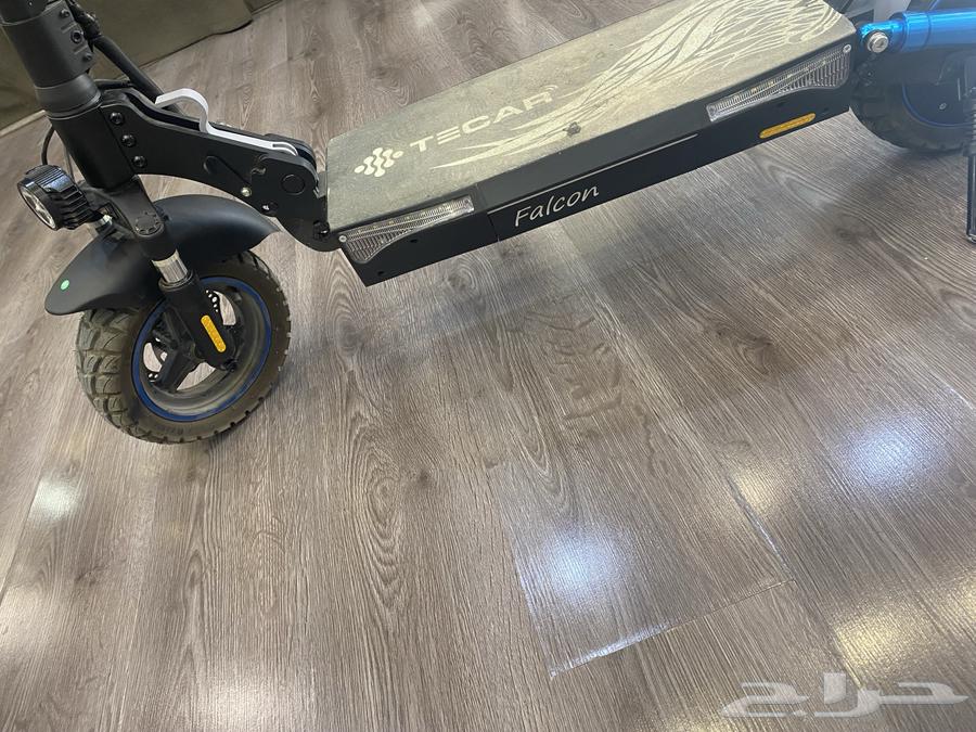 A new electric scooter with a very clean city, its speed is 50 km per hour64460707593985111