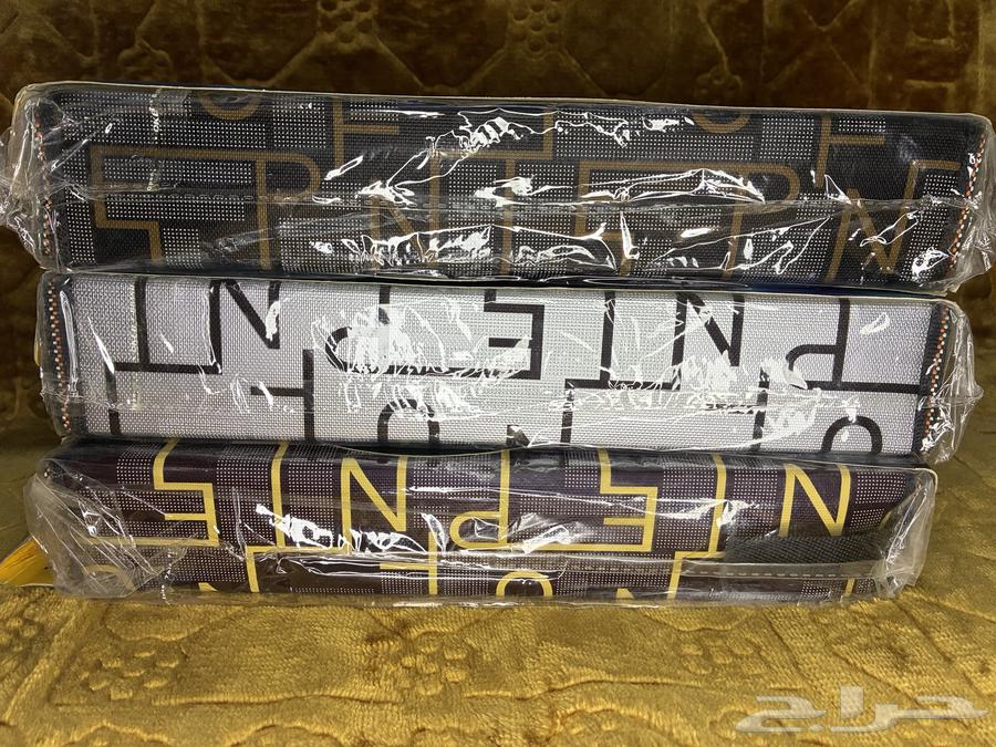 Large-sized tape case64460133984514111