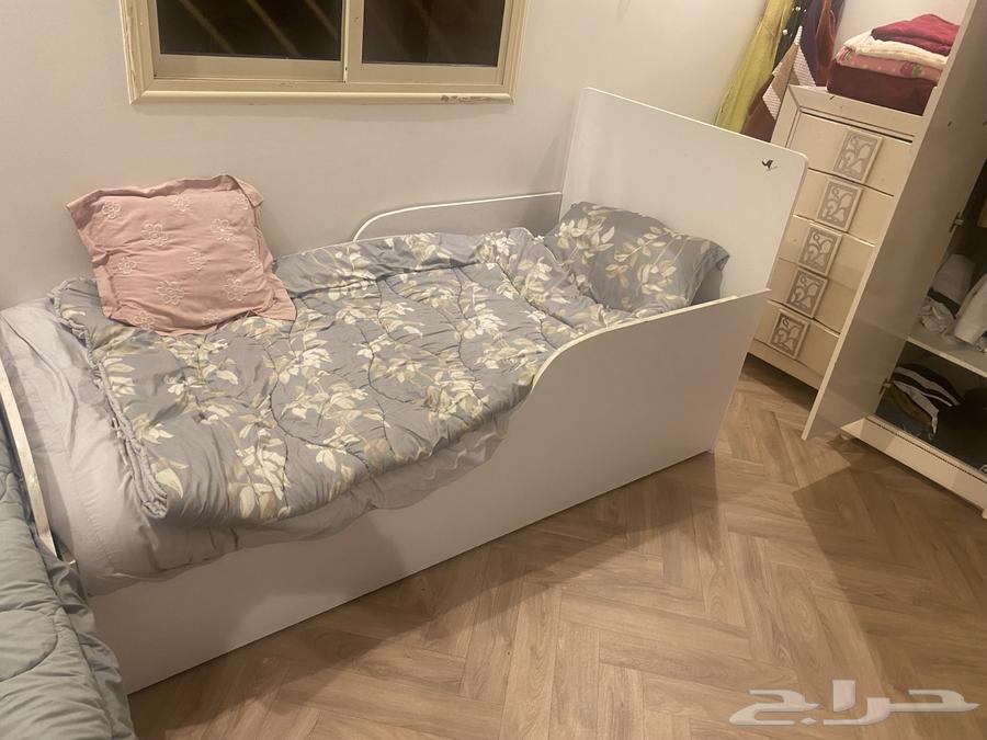 Bed number 2 single64463019981185111