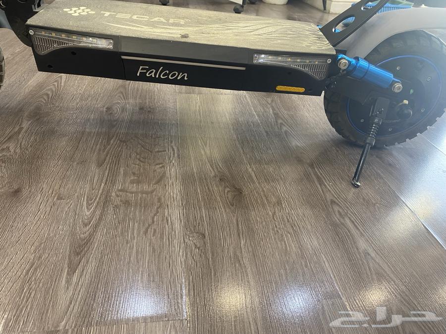 A new electric scooter with a very clean city, its speed is 50 km per hour64460707593985112