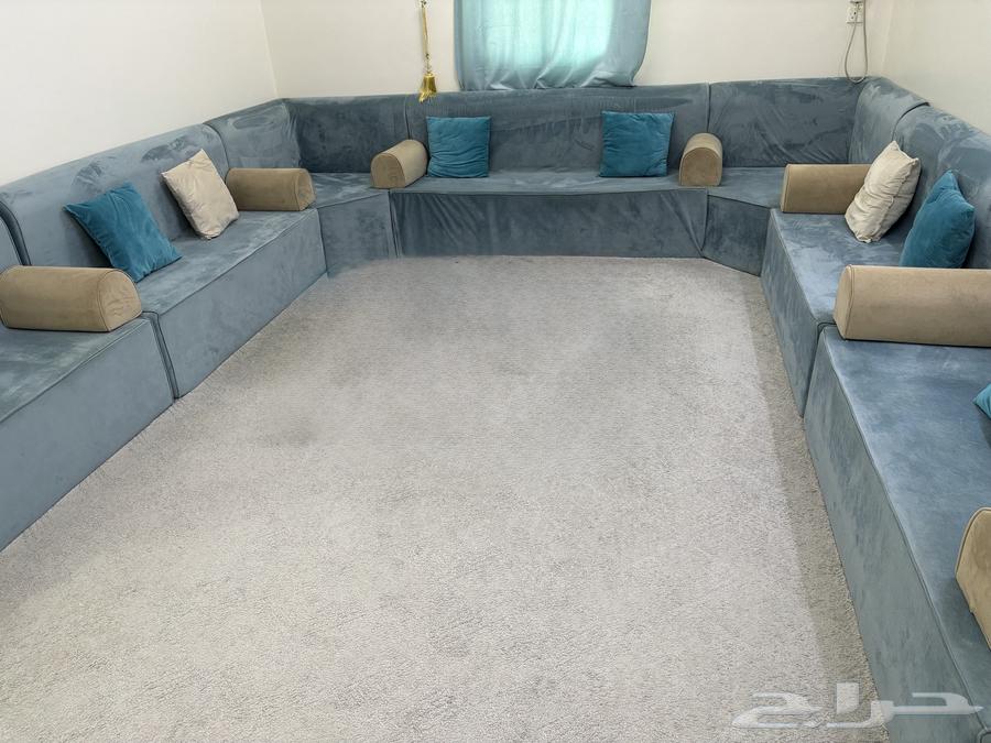 Sofas and tables for sale64463169616386110