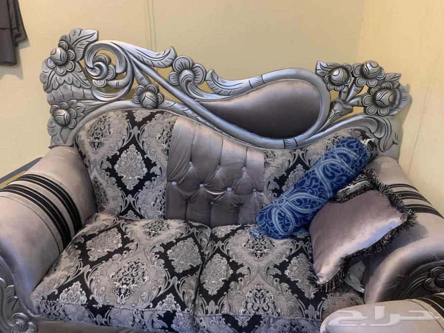 Three sofa plants added, same shape64457718681091110