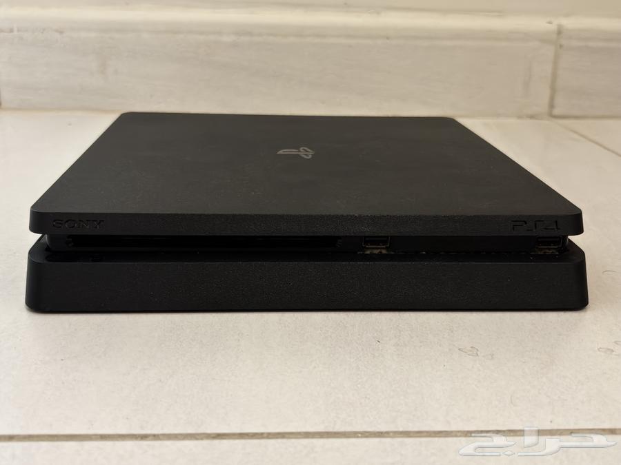 Sony 4 used device 1 TB, very clean, opened once64462978888705110