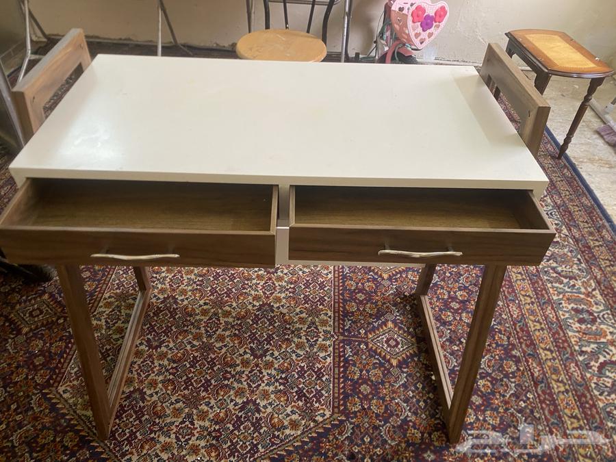 طاولة للبيع64461403315713110