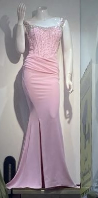 فستان للبيع64461499388931111