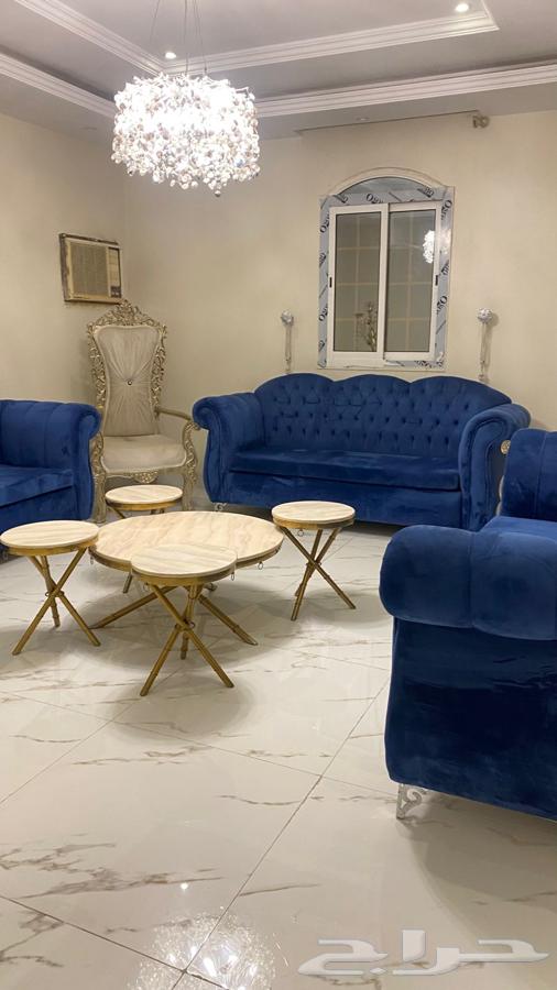 Sofas and service tables for sale64458629342851113