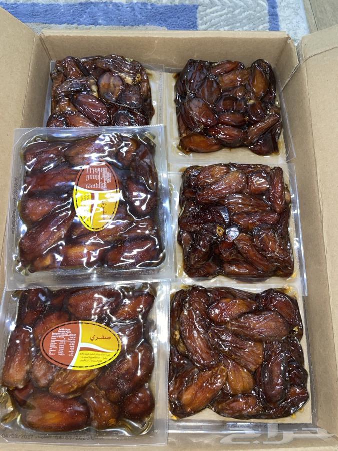 Large compressed yellow dates, one piece from a box for sale64460571076482110