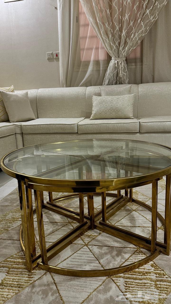 كنب وطاوله للبيع64461117835267113