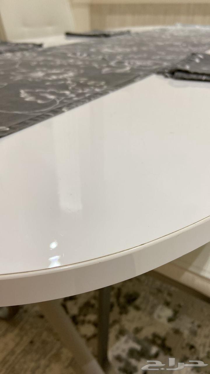 IKEA table64463710310531114