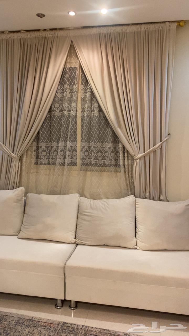 Sofa with two tables64463101838851110