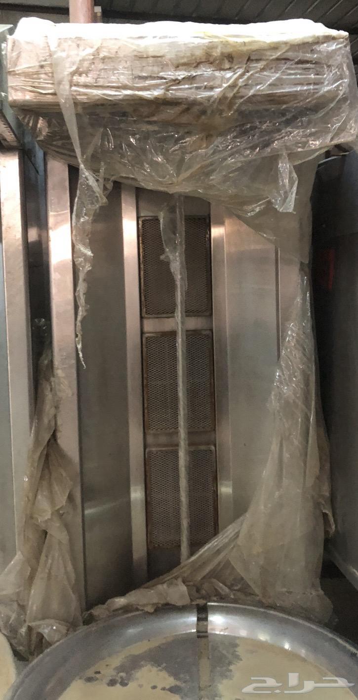Saudi-made 3-burner shawarma machine, clean usage64461282376323110