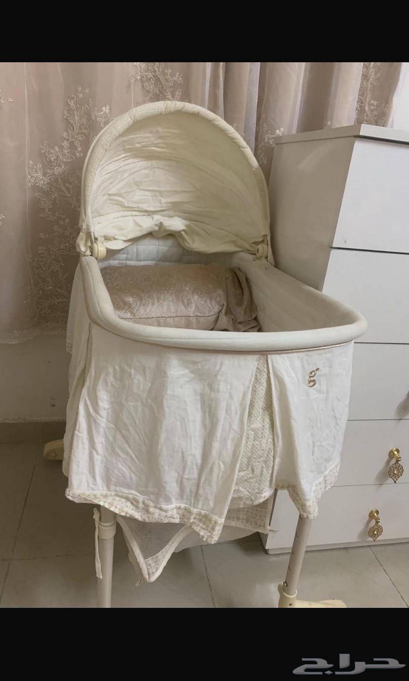 سرير أطفال للبيع على السوم64459806425217110