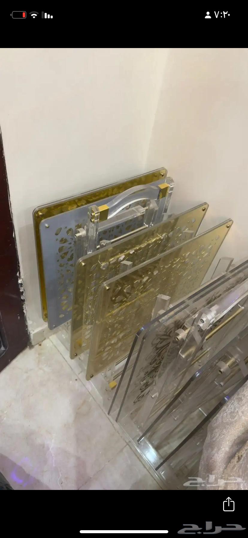 Complete living room sofa set with a set of tables64461035593089111