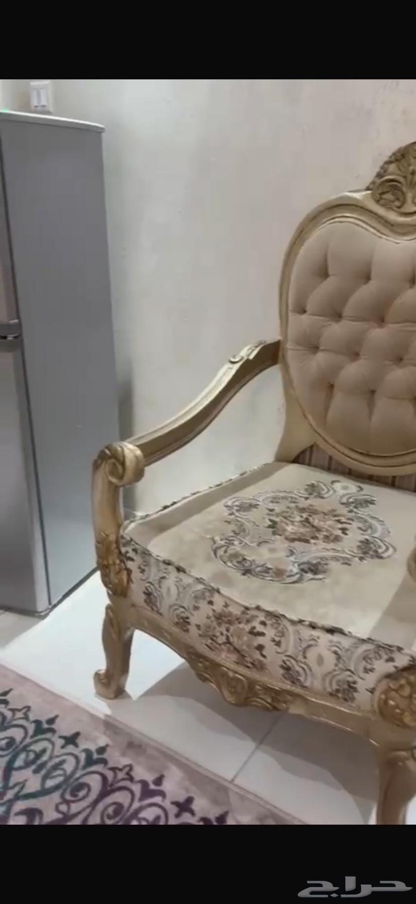 Full sofa for sale with two tables64463986090754111