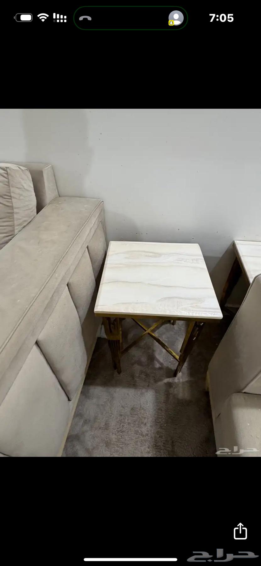 Washing machine and table64461952936579112