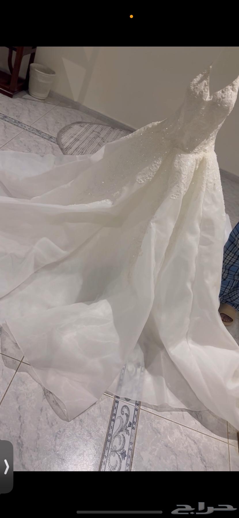 فستان عروس مقاس l إلى xl لبس مره واحد فقط فخم وجميل جدا64460434575106111