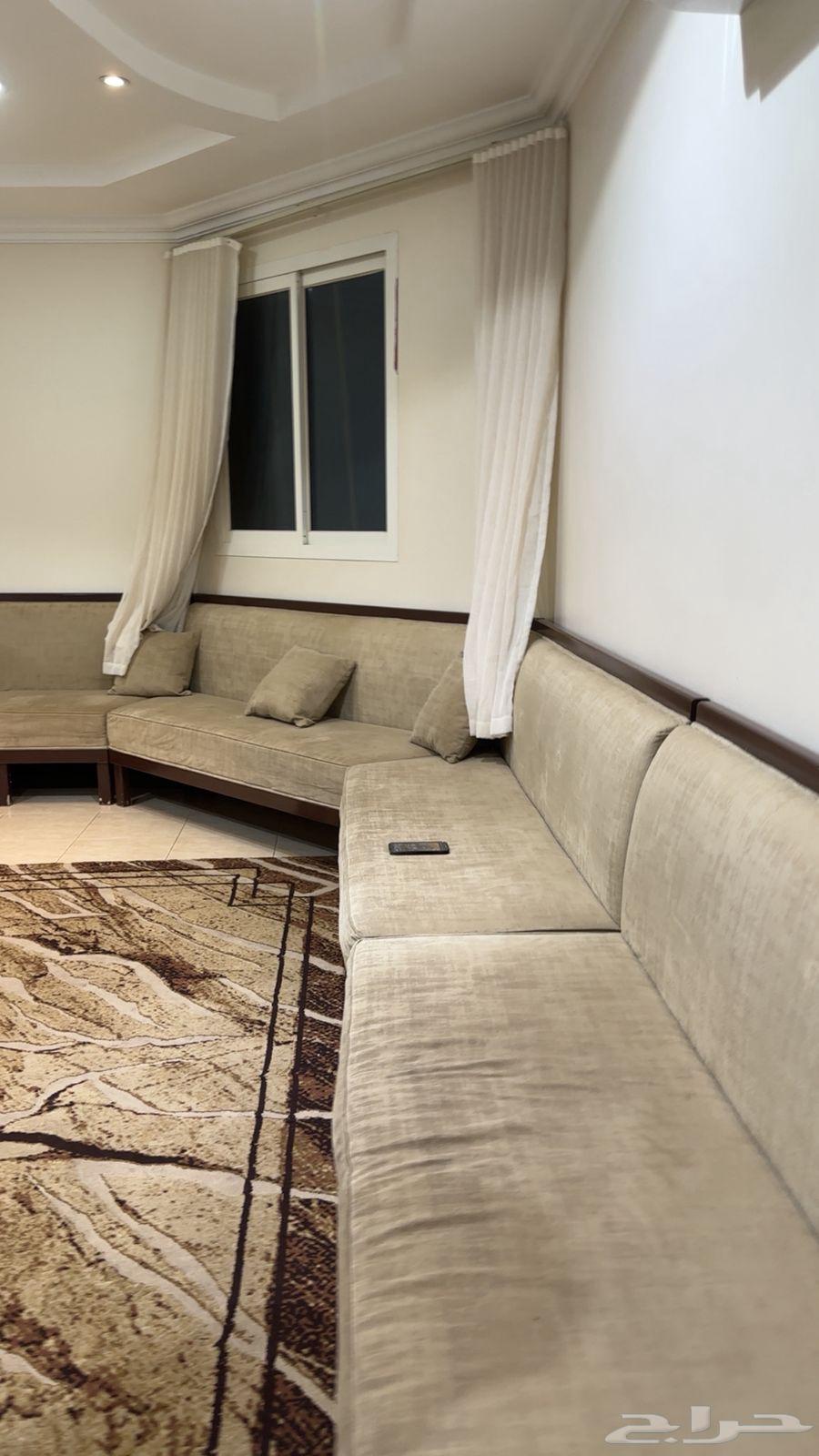 Complete hall with sofa and carpet64461145417986113