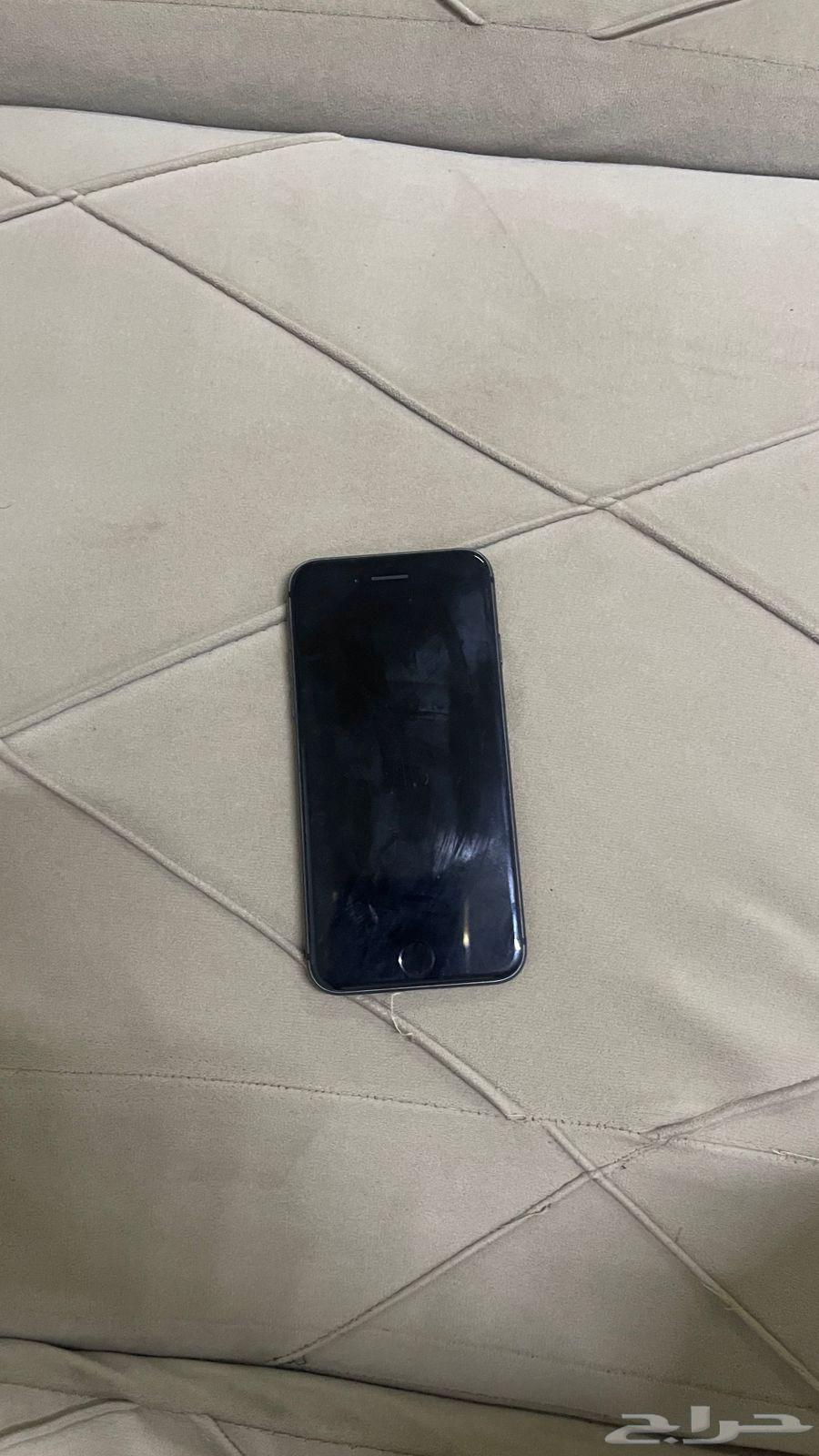 ايفون 8 للبيع64460256294915113