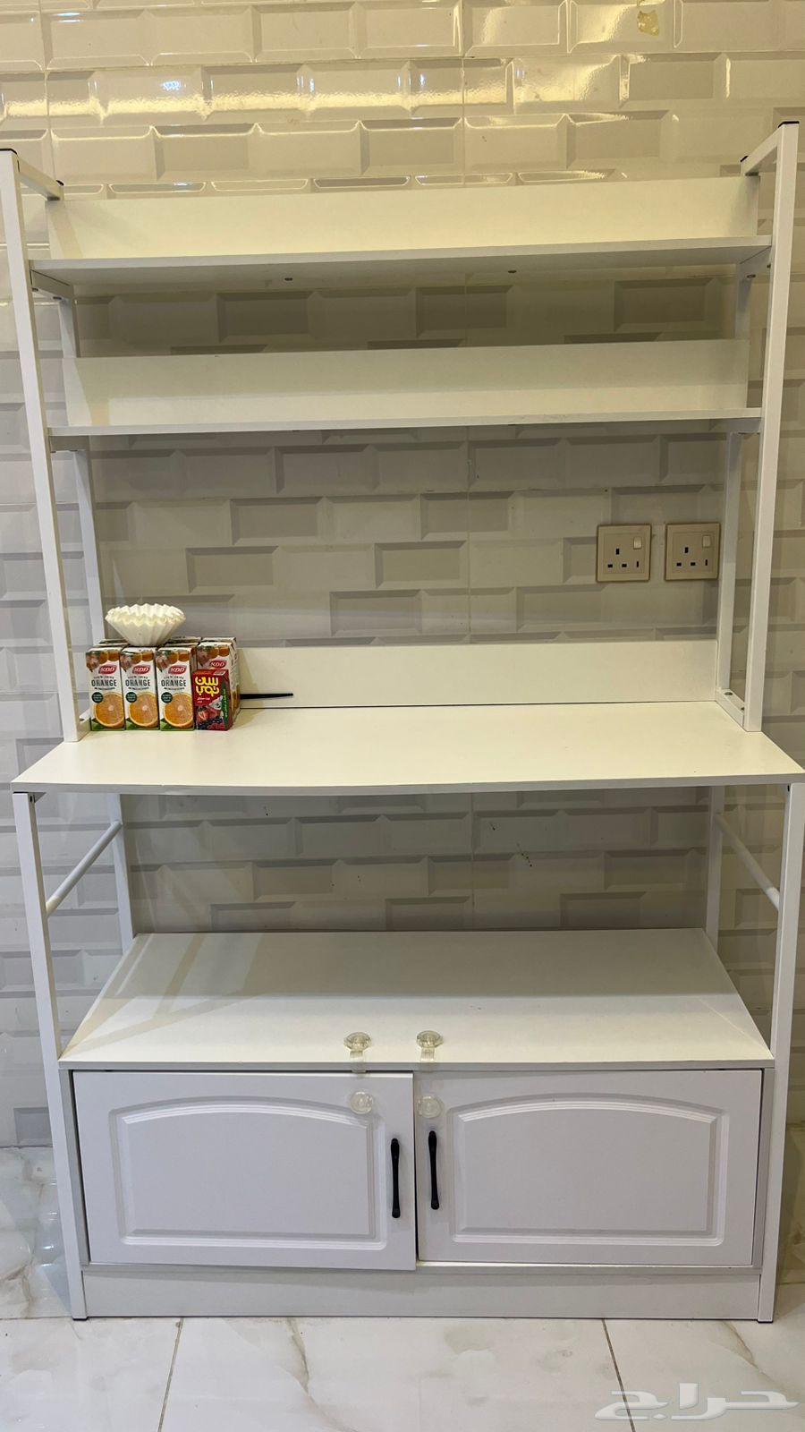 Coffee corner and storage table64459094539905110