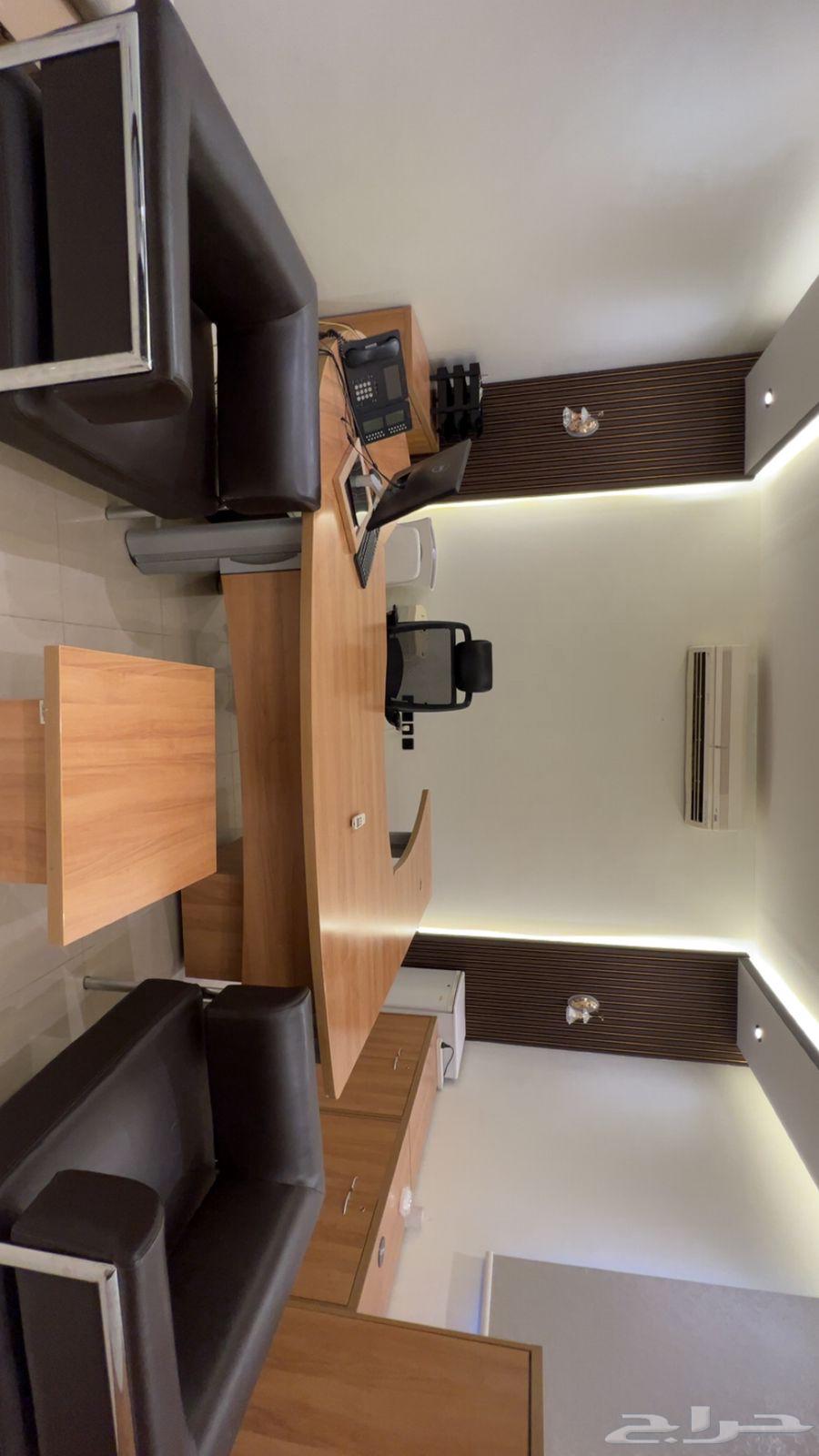 اثاث مكتبي مستعمل وشبه جديد للبيع الرياض حي الفلاح64459123989891113