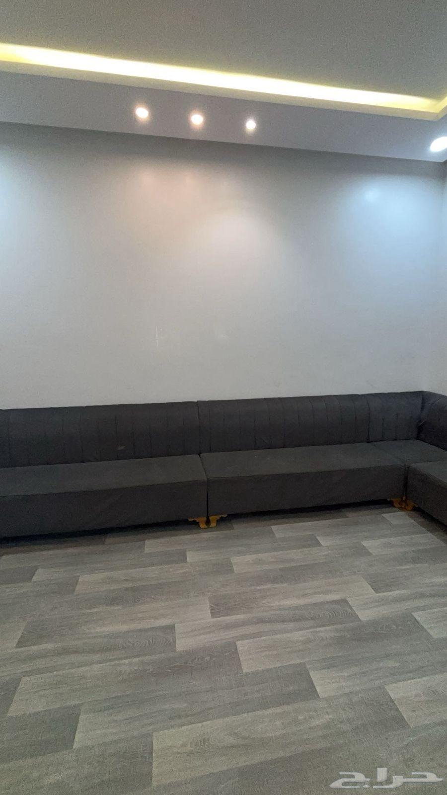 يوجد كنب للبيع كما في الصورة64461517389571111