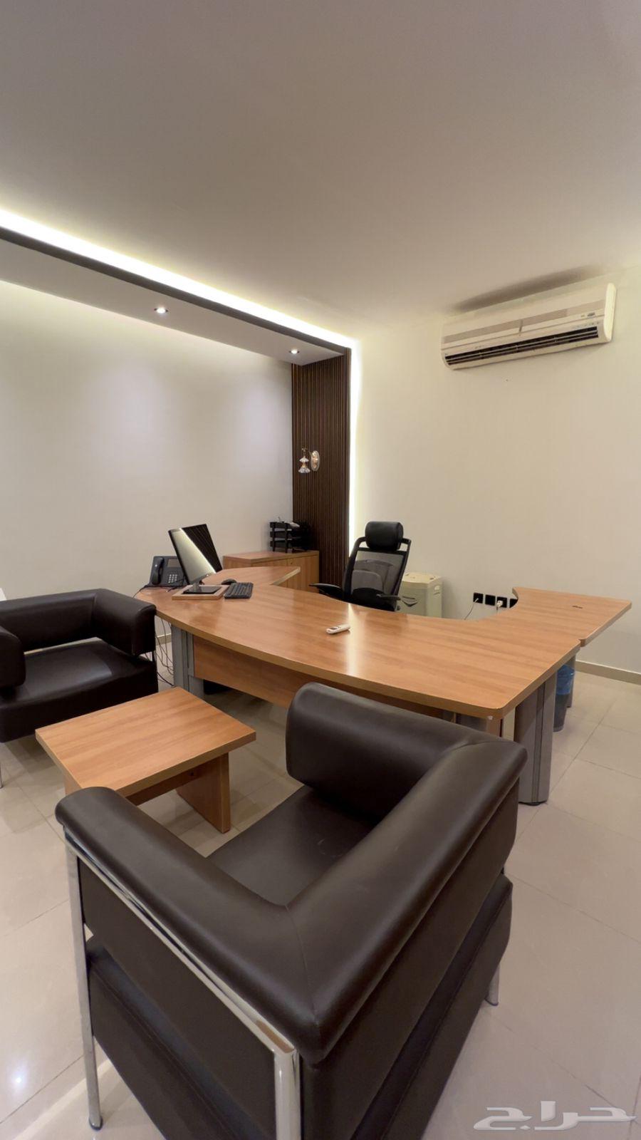 اثاث مكتبي مستعمل وشبه جديد للبيع الرياض حي الفلاح64459123989891112