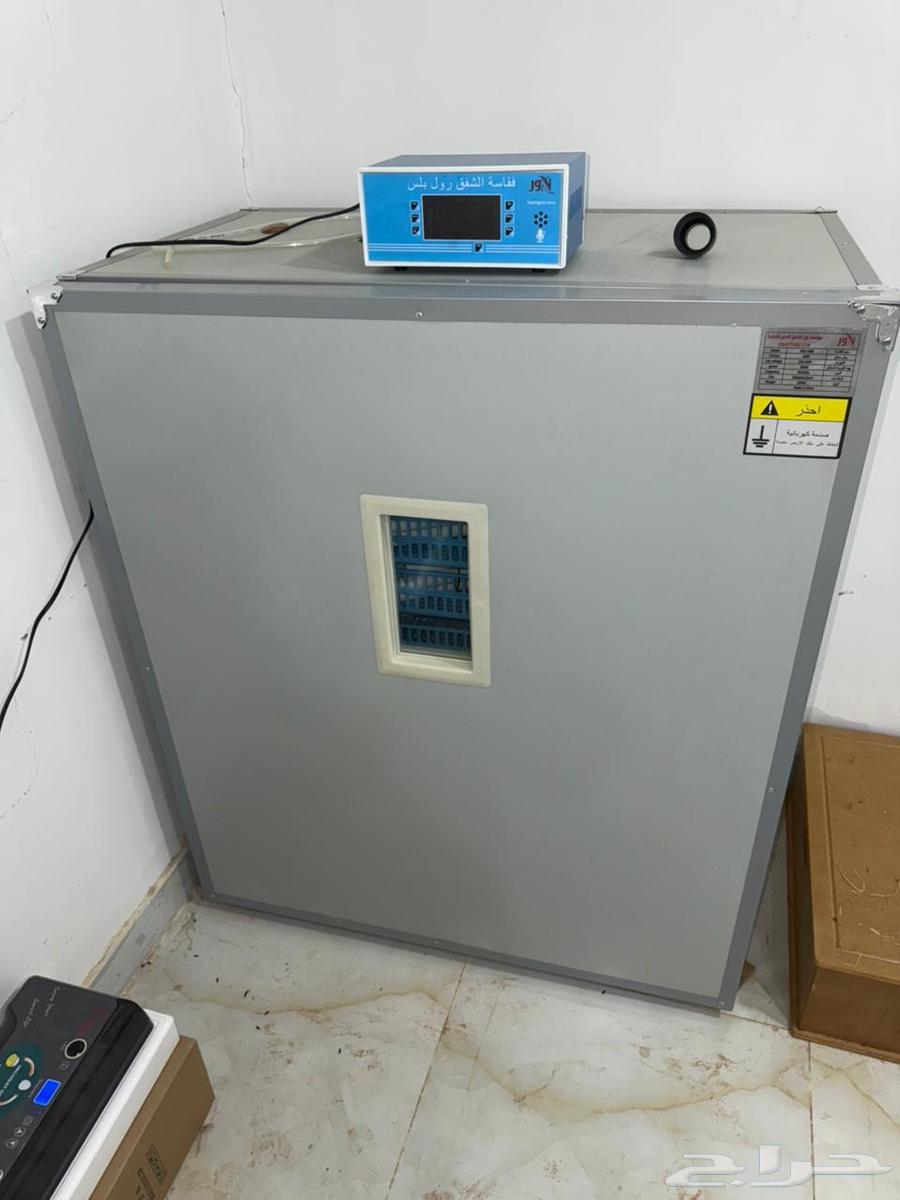 للبيع فقاسة الشفق رول بلس تنتج الف بيضة ب3000 ريال64458006972163113